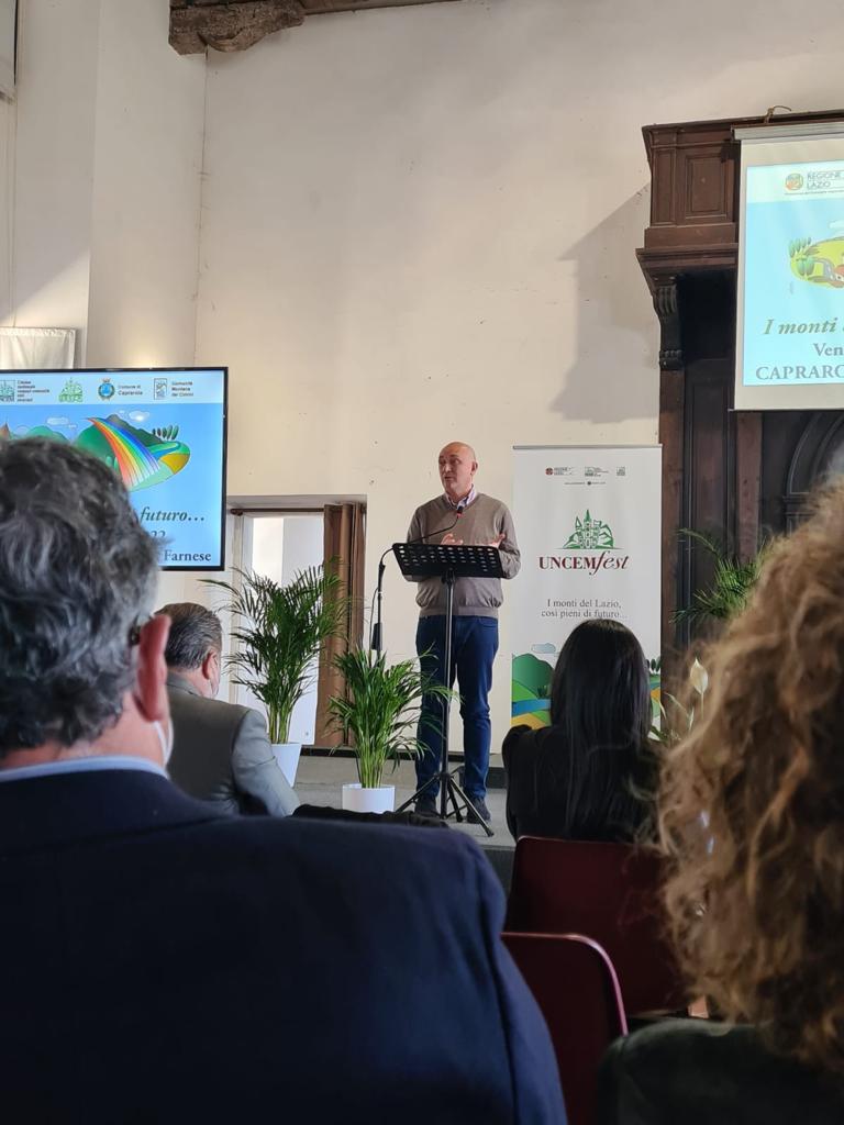 https://www.agenziaeventi.org/immagini_news/2907/uncemfest-la-x-cma-a-caprarola-per-discutere-del-futuro-delle-aree-interne-e-montane-2907.jpg