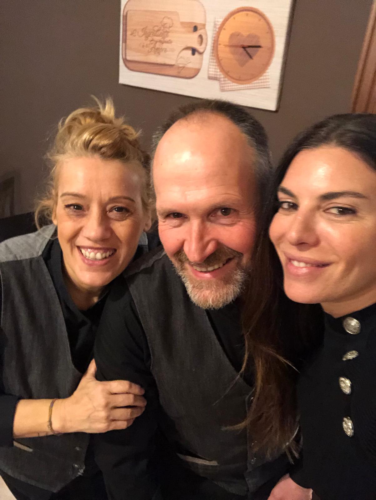 https://www.agenziaeventi.org/immagini_news/4002/claudia-ruffo-di-un-posto-al-sole-ospite-della-trattoria-da-gino-4002.jpg