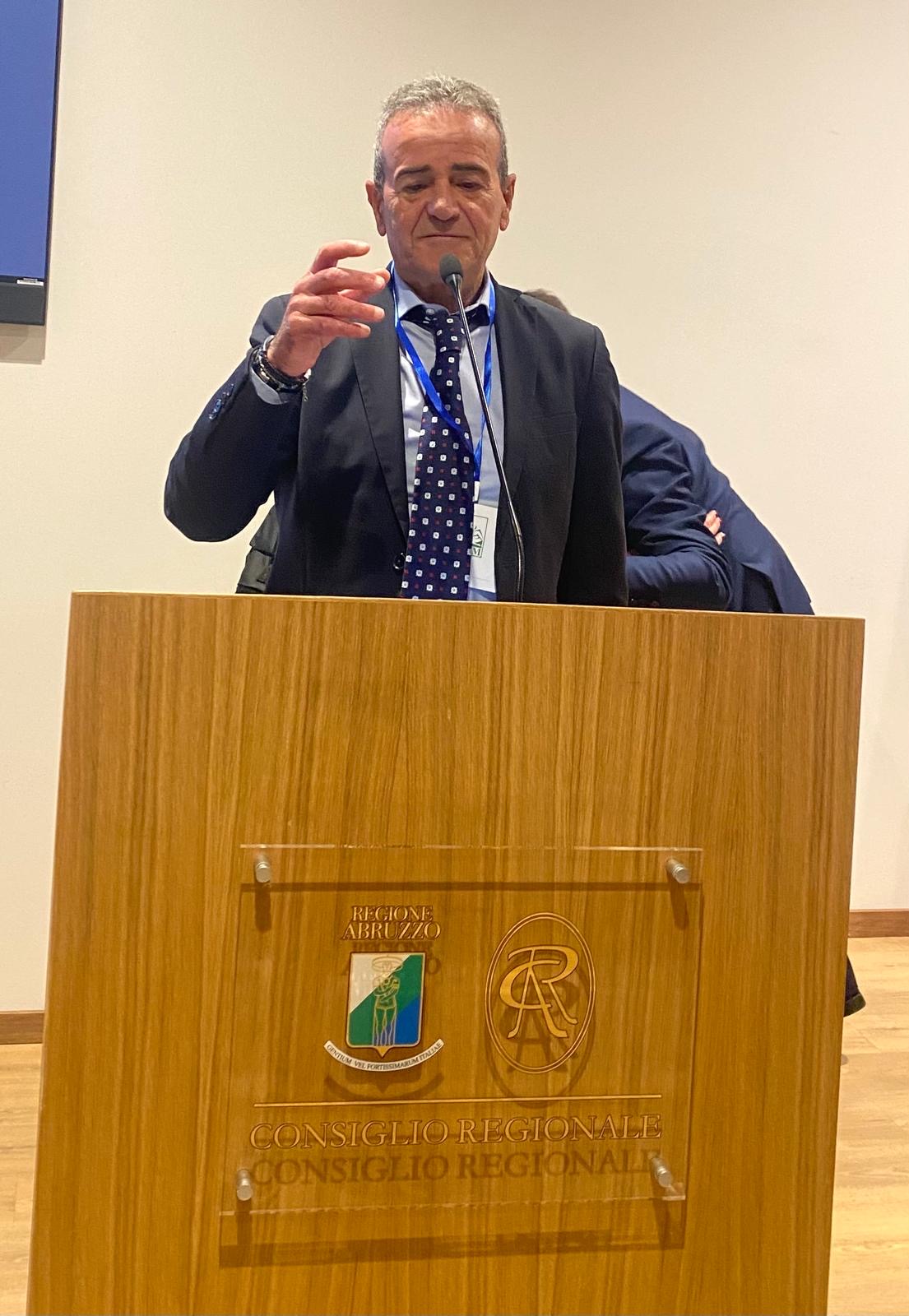 https://www.agenziaeventi.org/immagini_news/4777/le-comunita-montane-al-centro-del-rilancio-dei-territori-l-intervento-di-achille-bellucci-all-assemblea-nazionale-uncem-4777.jpg