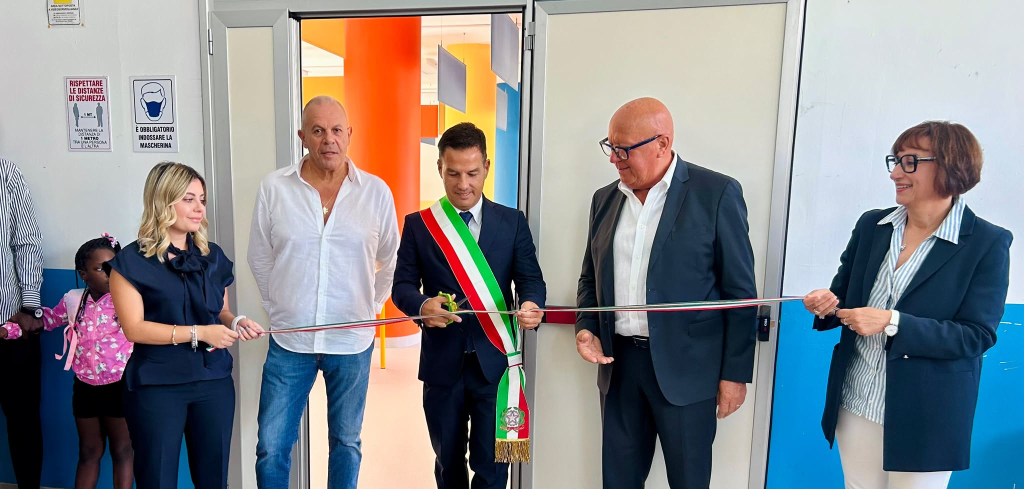 https://www.agenziaeventi.org/immagini_news/5729/inaugurato-il-nuovo-refettorio-scolastico-di-olevano-romano-5729.jpg